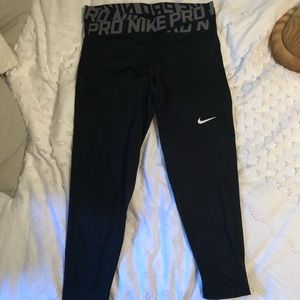 Women’s XL Nike Pro Crossover Waist Crop Leggings